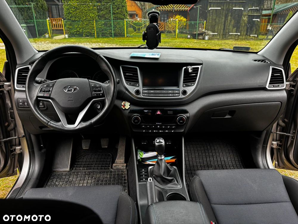 Hyundai Tucson 1.6 GDI BlueDrive Design 2WD - 9