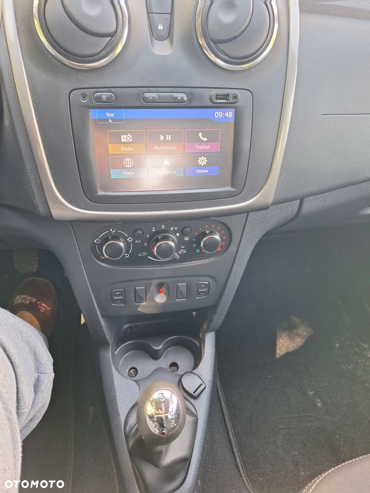 Dacia Sandero - 10