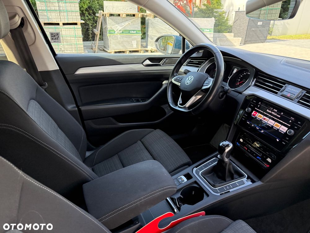 Volkswagen Passat 2.0 TDI EVO Business - 16
