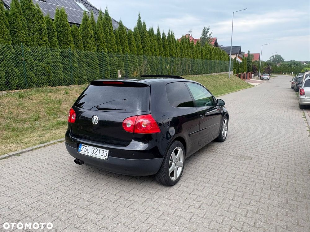 Volkswagen Golf 2.0 FSI Comfortline - 9