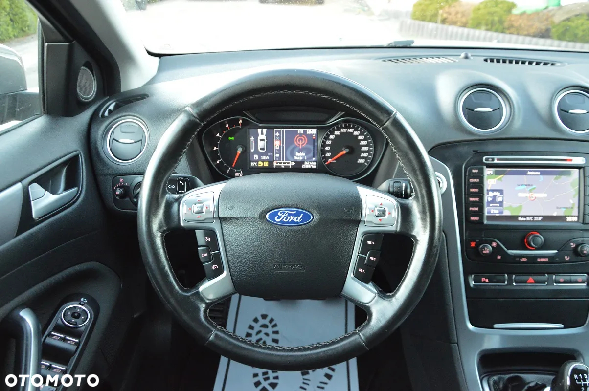Ford Mondeo 2.0 TDCi Titanium - 14