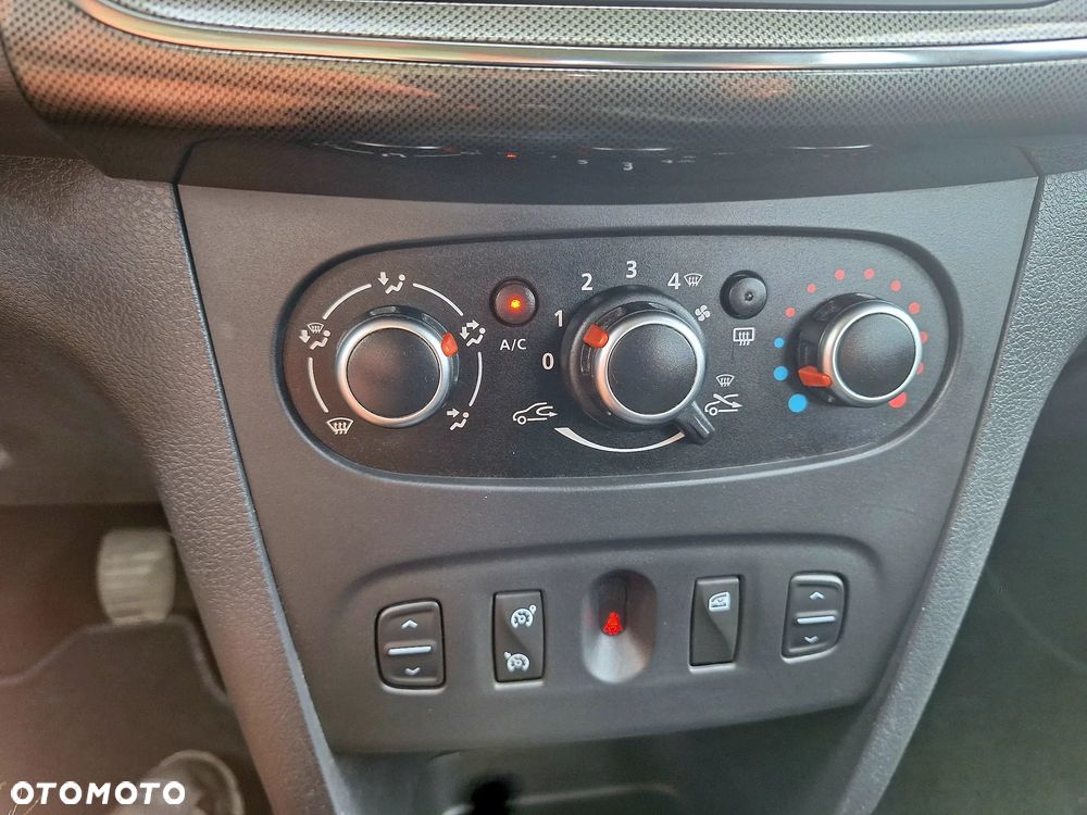 Dacia Sandero Stepway TCe 90 Prestige - 33
