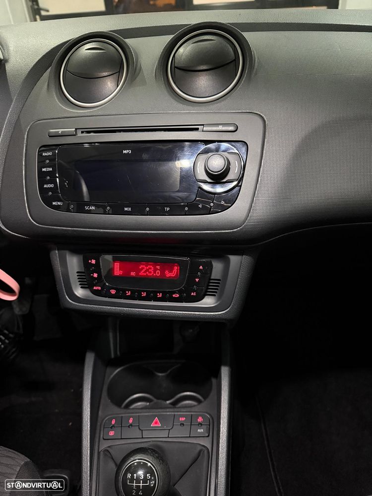 SEAT Ibiza 1.2 12V Style - 28