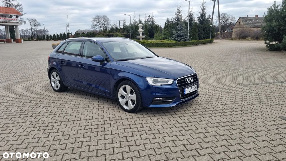 Audi A3 Sportback - 2