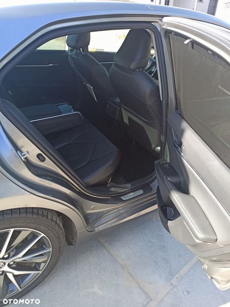 Toyota Camry 2.5 Hybrid Executive CVT - 25