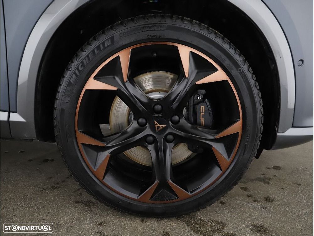 Cupra Formentor 1.4 e-Hybrid DSG VZ - 30