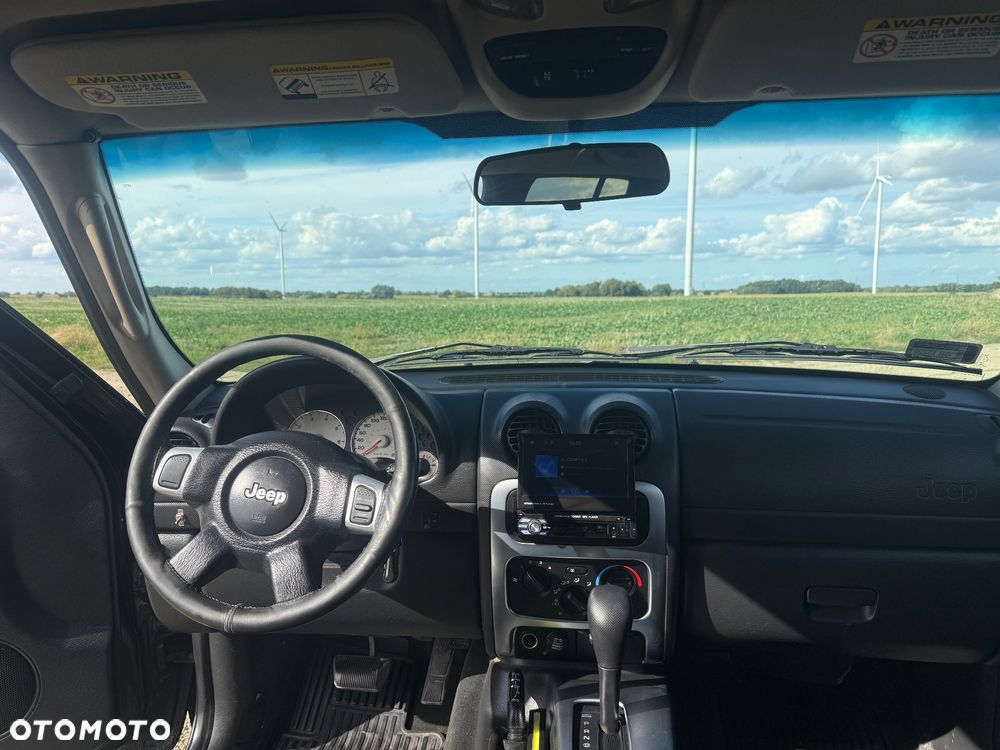 Jeep Cherokee 3.7L Limited - 6