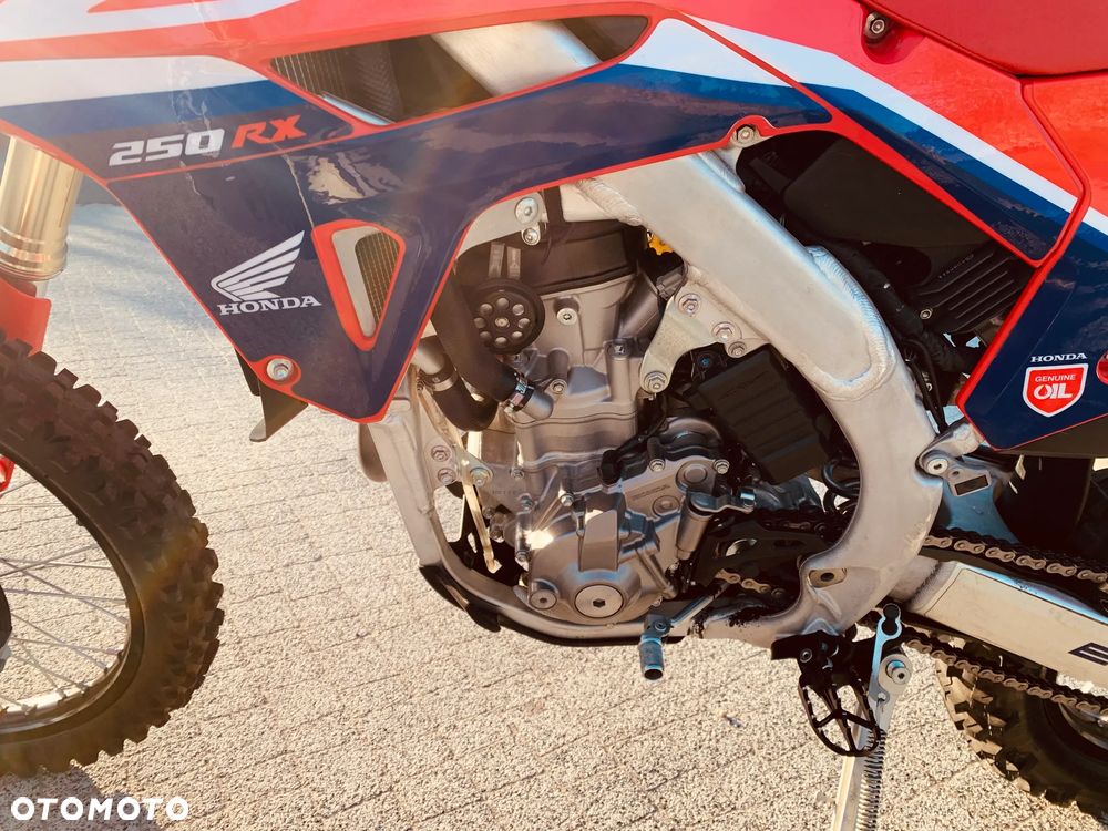 Honda CRF - 9
