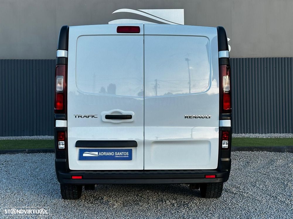 Renault Trafic 2.0 dCi L2H1 1.2T - 6