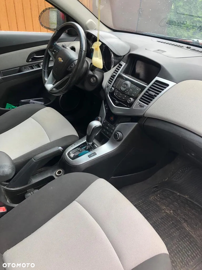 Chevrolet Cruze - 6