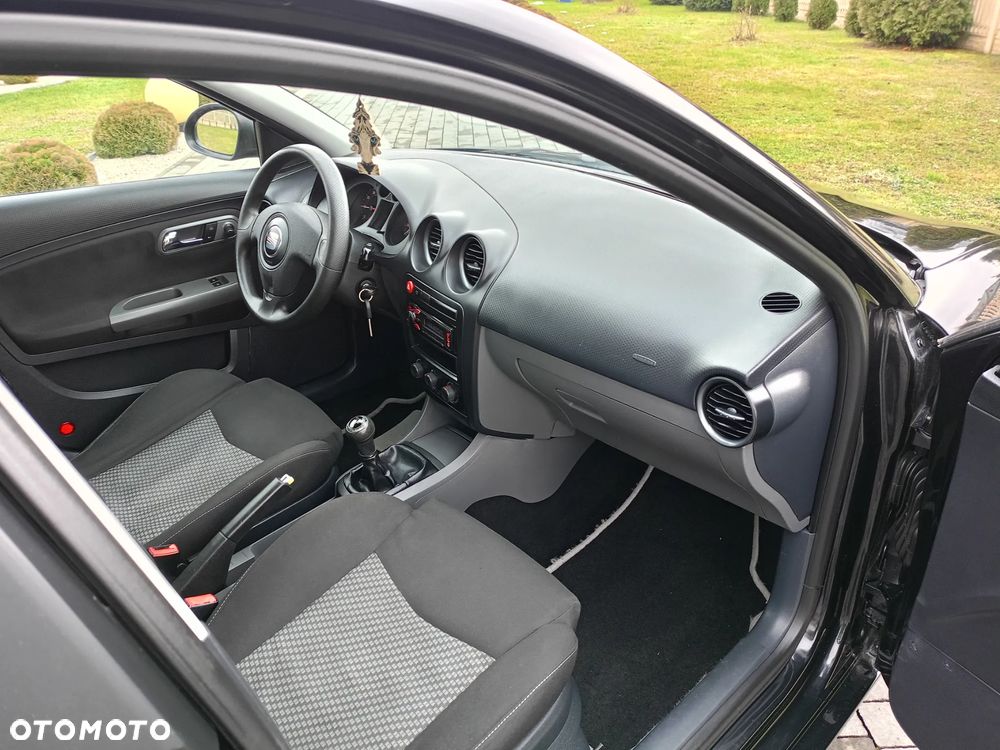 Seat Ibiza 1.4 16V Entry - 22