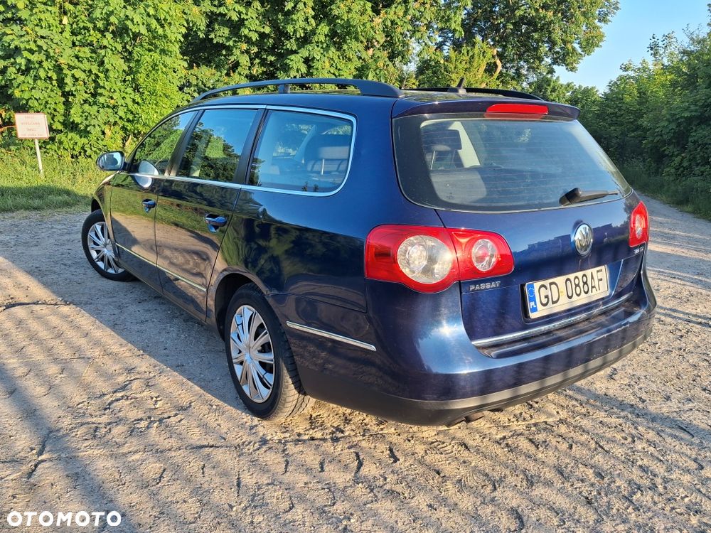 Volkswagen Passat - 3