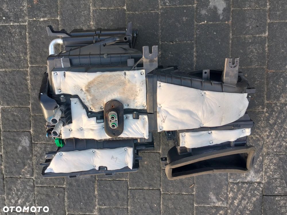 NAGRZEWNICA KIA CEE'D CEED 2 II LIFT KLIMA DWUSTREFOWA - 7