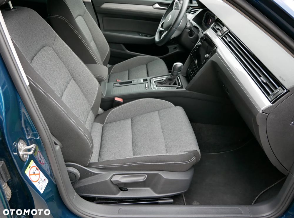 Volkswagen Passat 2.0 TDI EVO Business DSG - 15
