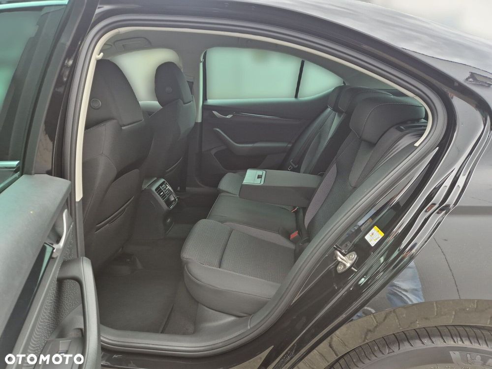 Skoda Octavia 1.5 TSI mHEV Drive Selection DSG - 20