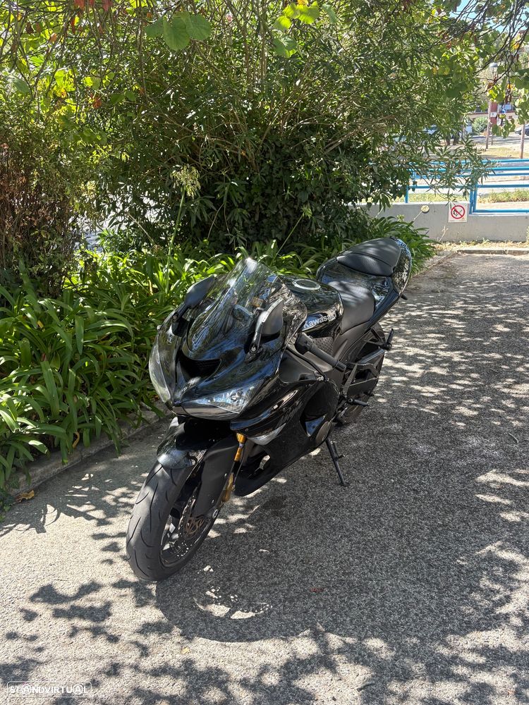 Kawasaki Ninja - 1