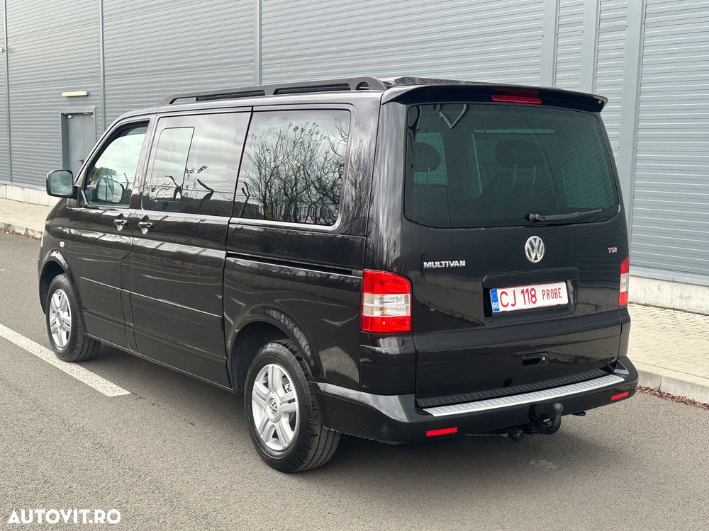 Volkswagen Multivan - 10