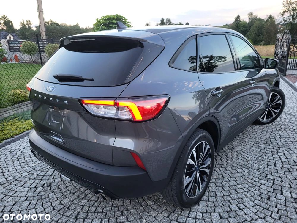 Ford Kuga - 20