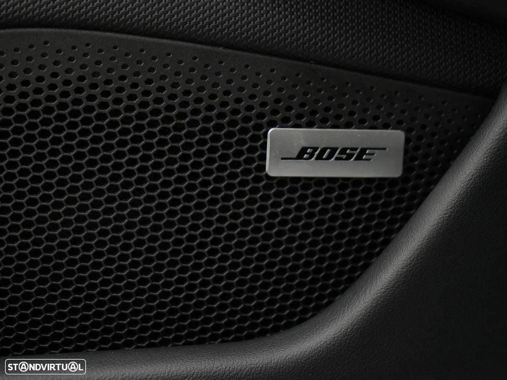 Porsche Taycan 4S Sport bateria Performance Plus — fotografia 20
