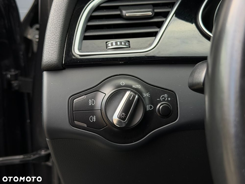 Audi A4 Avant 2.0 TDI Sport S tronic - 16