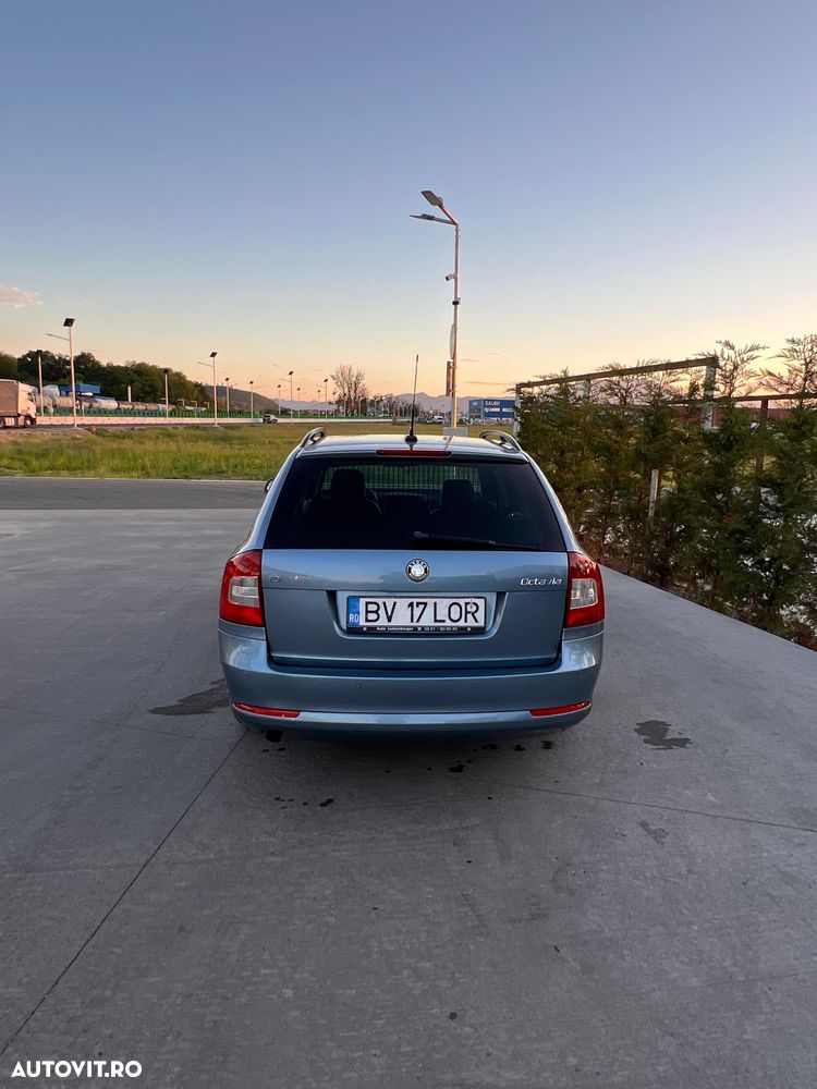 SKODA Octavia 2010 — imagine 3