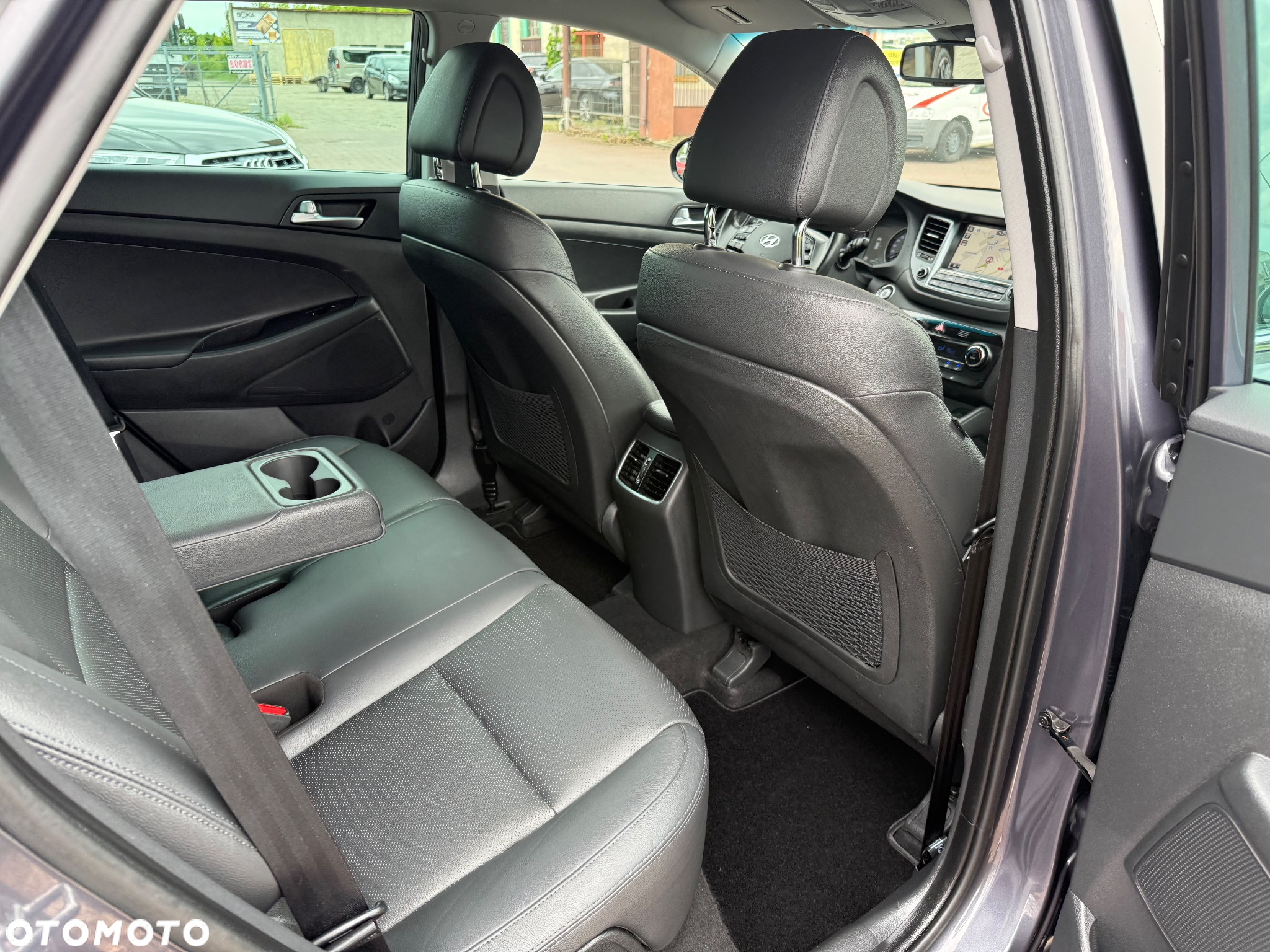 Hyundai Tucson - 12