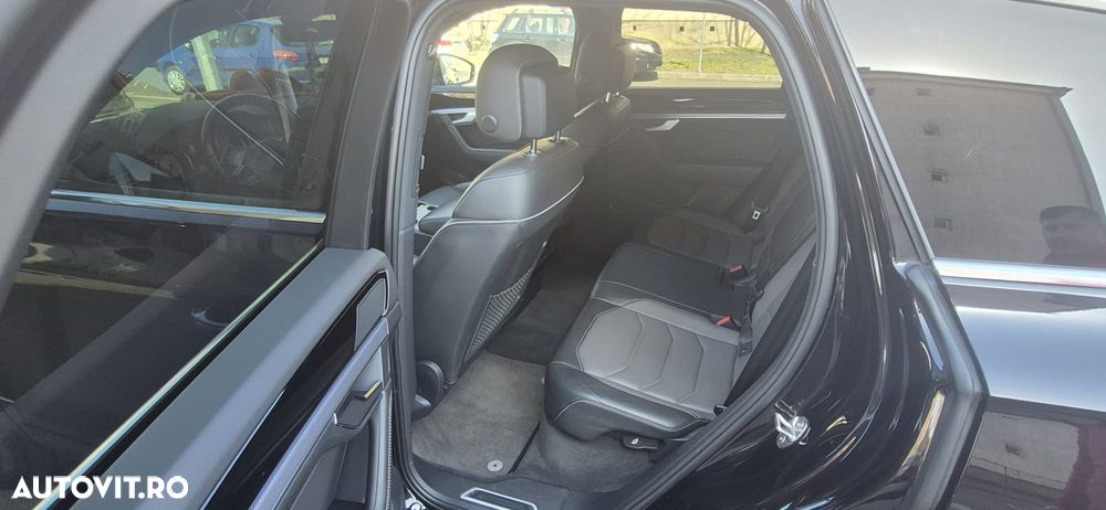 Volkswagen Touareg - 8