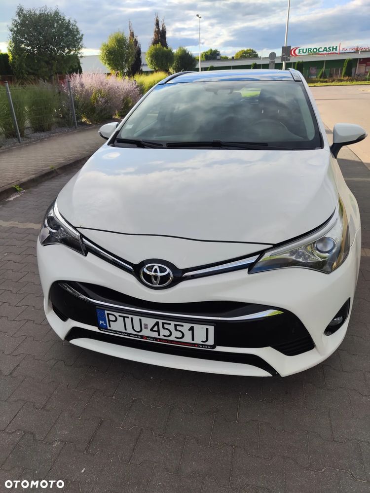 Toyota Avensis - 25