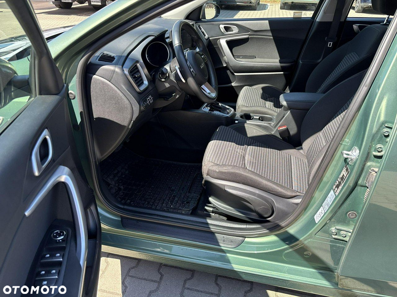 Kia Ceed 1.5 T-GDI M DCT - 11