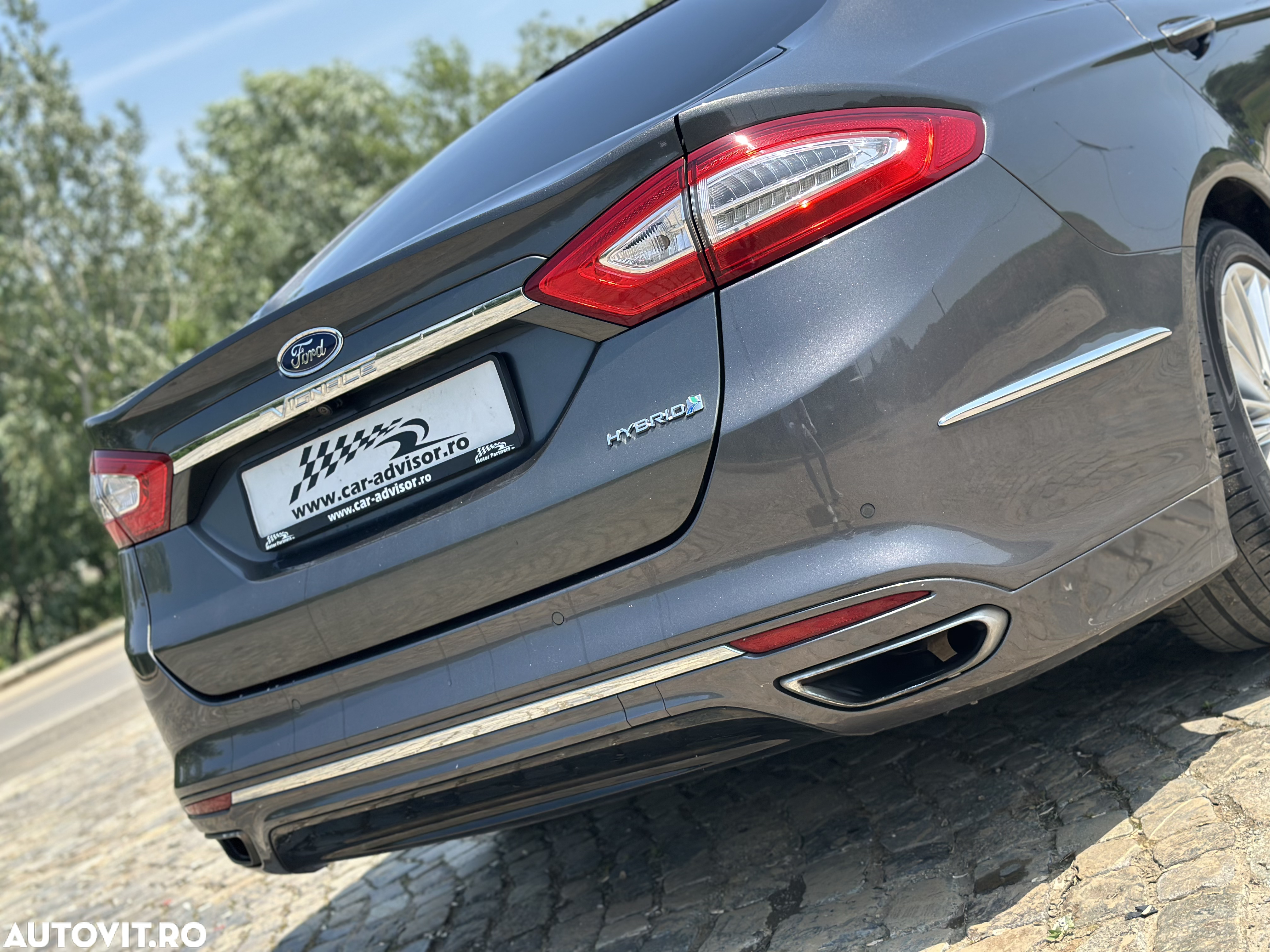 Ford Mondeo 2.0 HEV Vignale - 13
