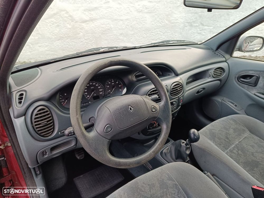 Renault Mégane Classic 1.4 RT - 3