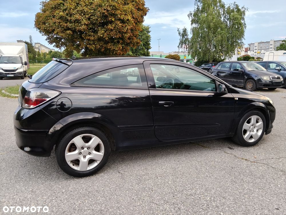Opel Astra 1.4 - 8
