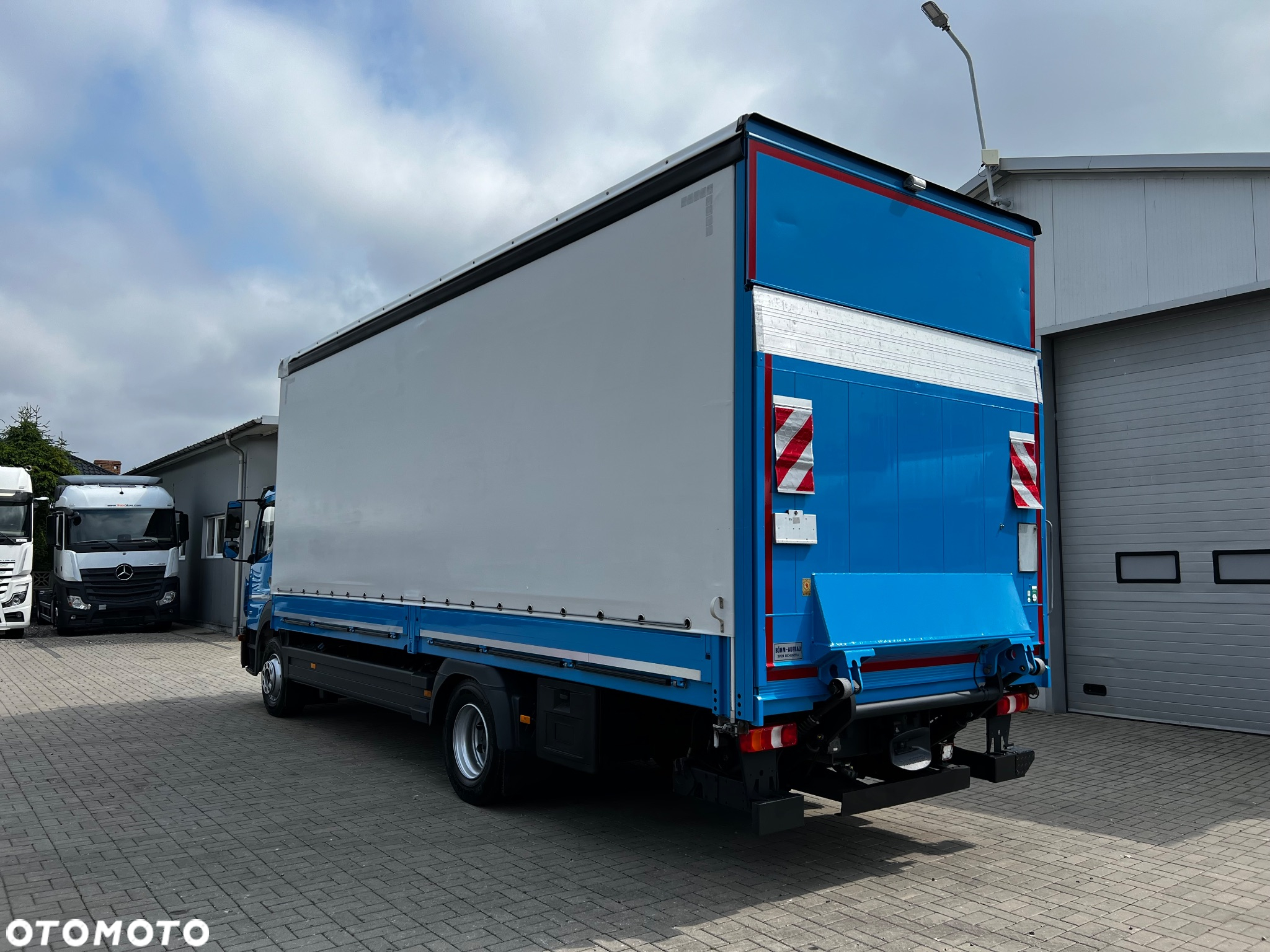 Mercedes-Benz ATEGO - 10