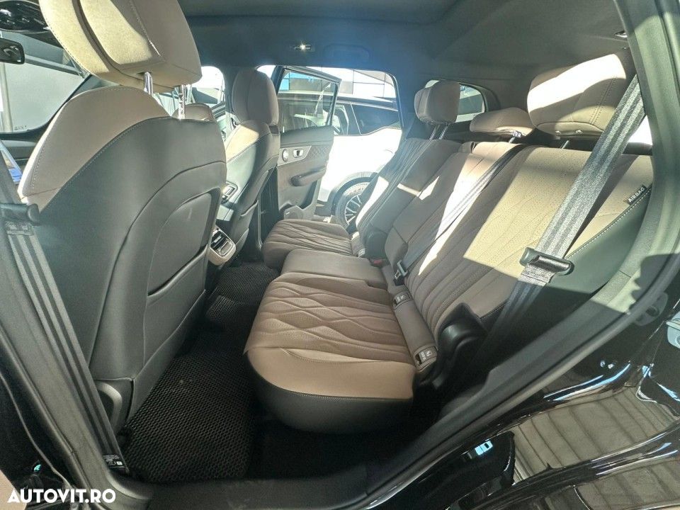Chery Tiggo 8 - 12