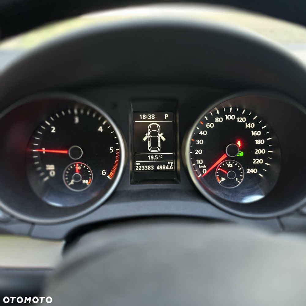 Volkswagen Golf 1.6 TDI Highline DSG - 7