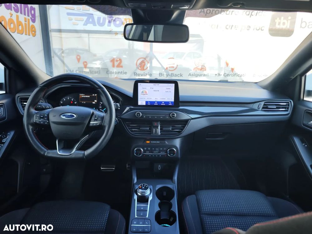 Ford Focus 1.5 Ecoboost ST-Line - 17