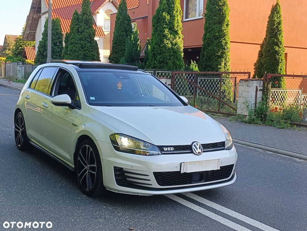 Volkswagen Golf GTD 2.0 TDI SCR DSG - 34