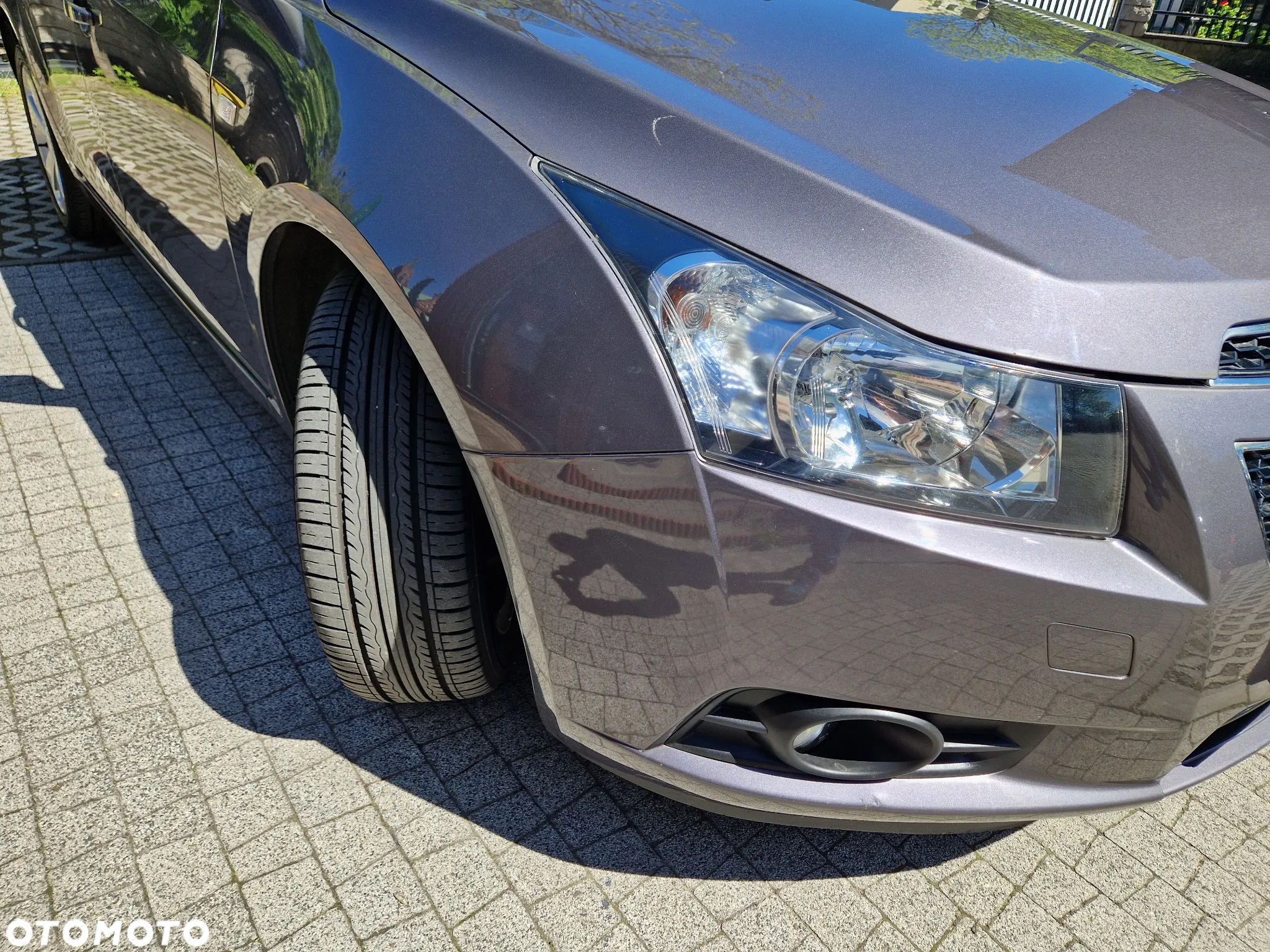 Chevrolet Cruze 1.8 LTZ+ - 11