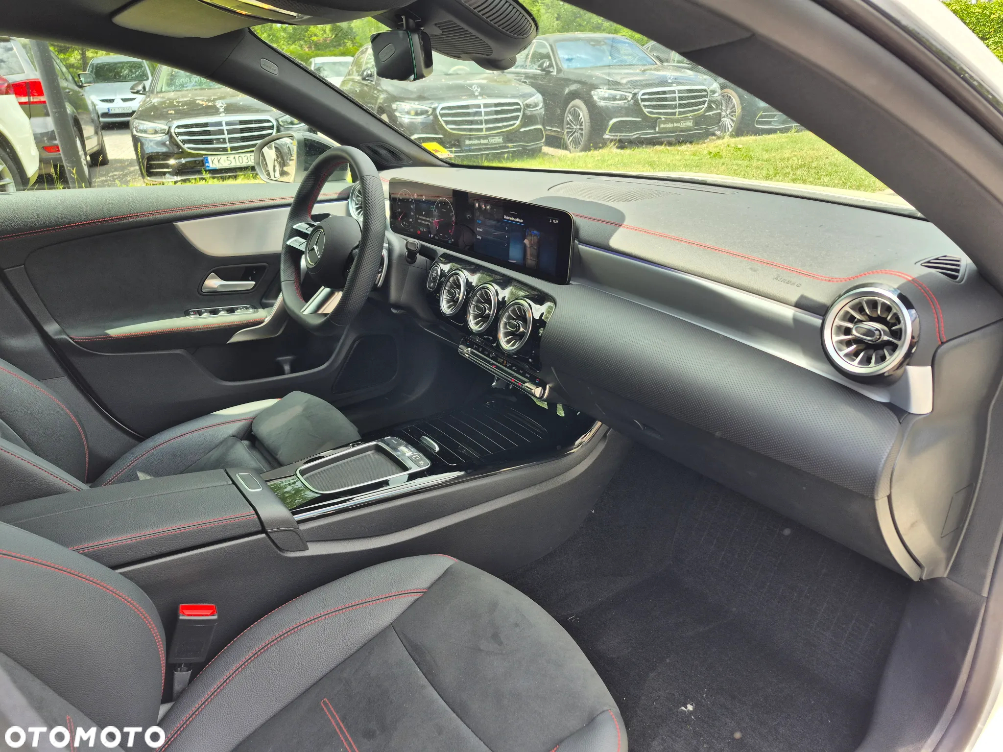 Mercedes-Benz CLA 200 AMG Line 7G-DCT - 32
