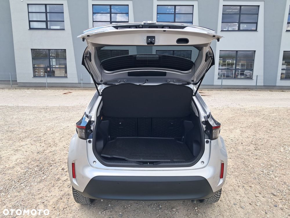 Toyota Yaris Cross - 12