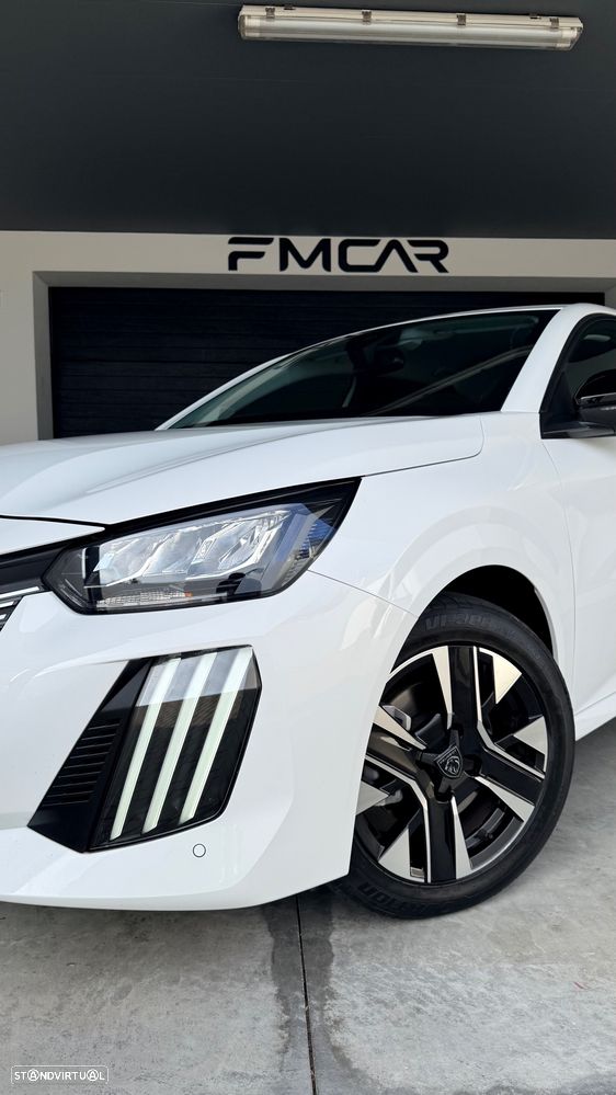 Peugeot 208 1.2 Hybrid Allure e-DCS6 - 17