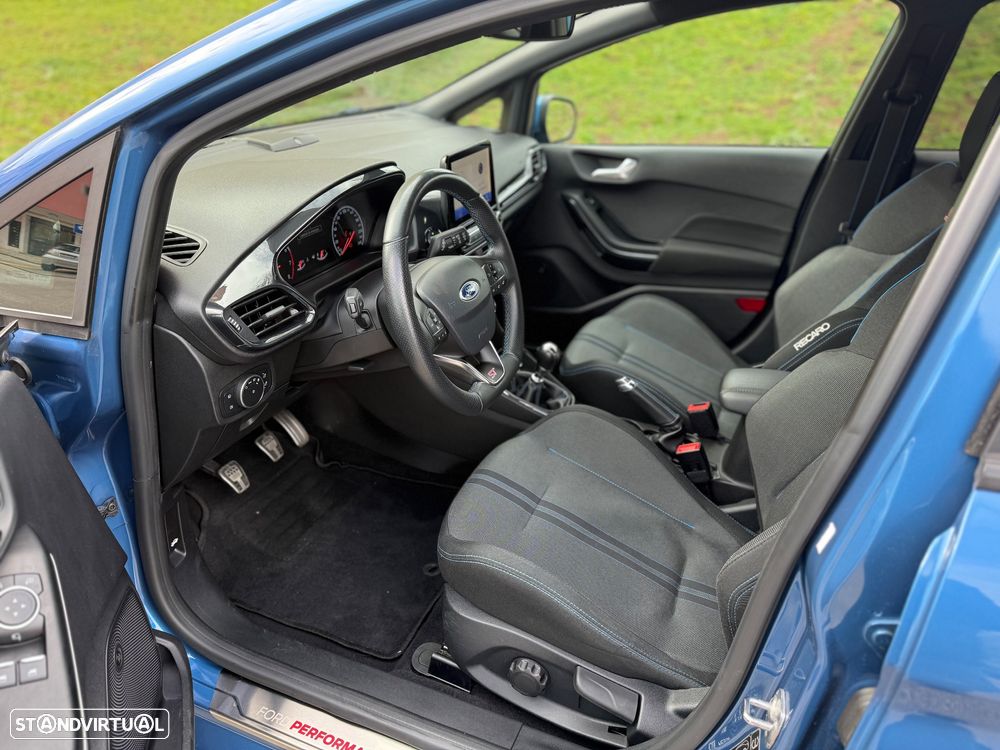 Ford Fiesta 1.5 EcoBoost S&S ST X - 15