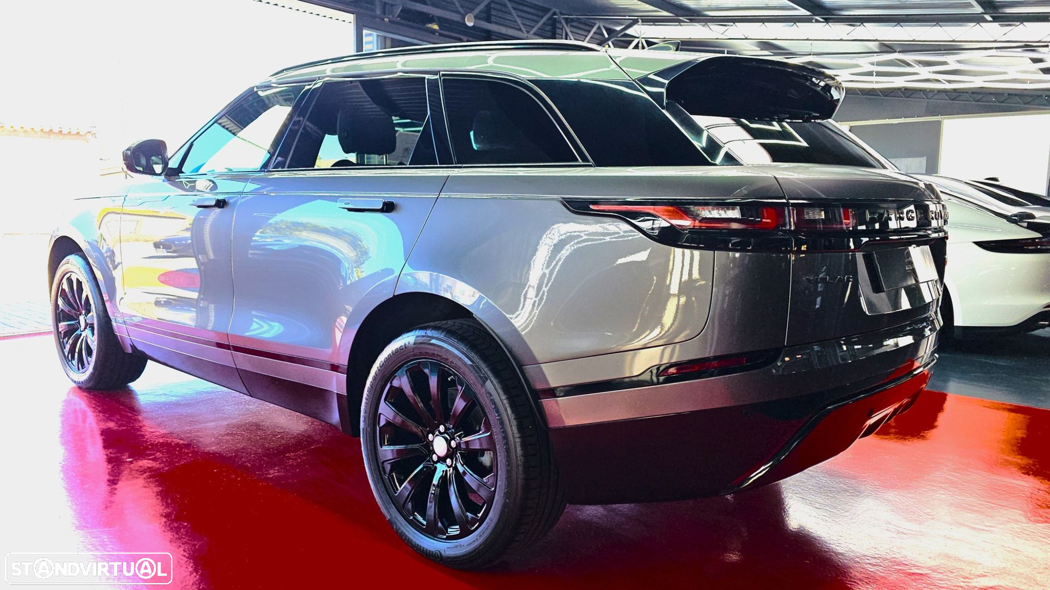Land Rover Range Rover Velar 2.0 D R-Dynamic S - 9
