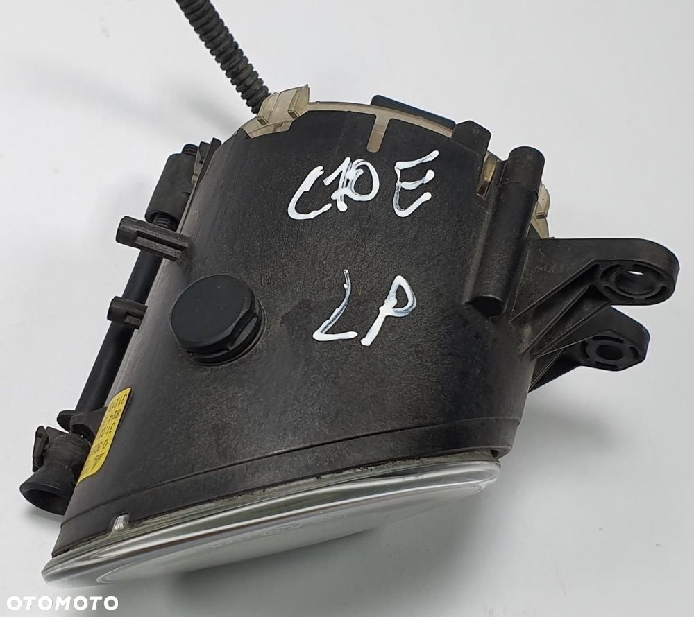 HALOGEN LEWY VOLVO C70 II 31213175 0305065001 - 2