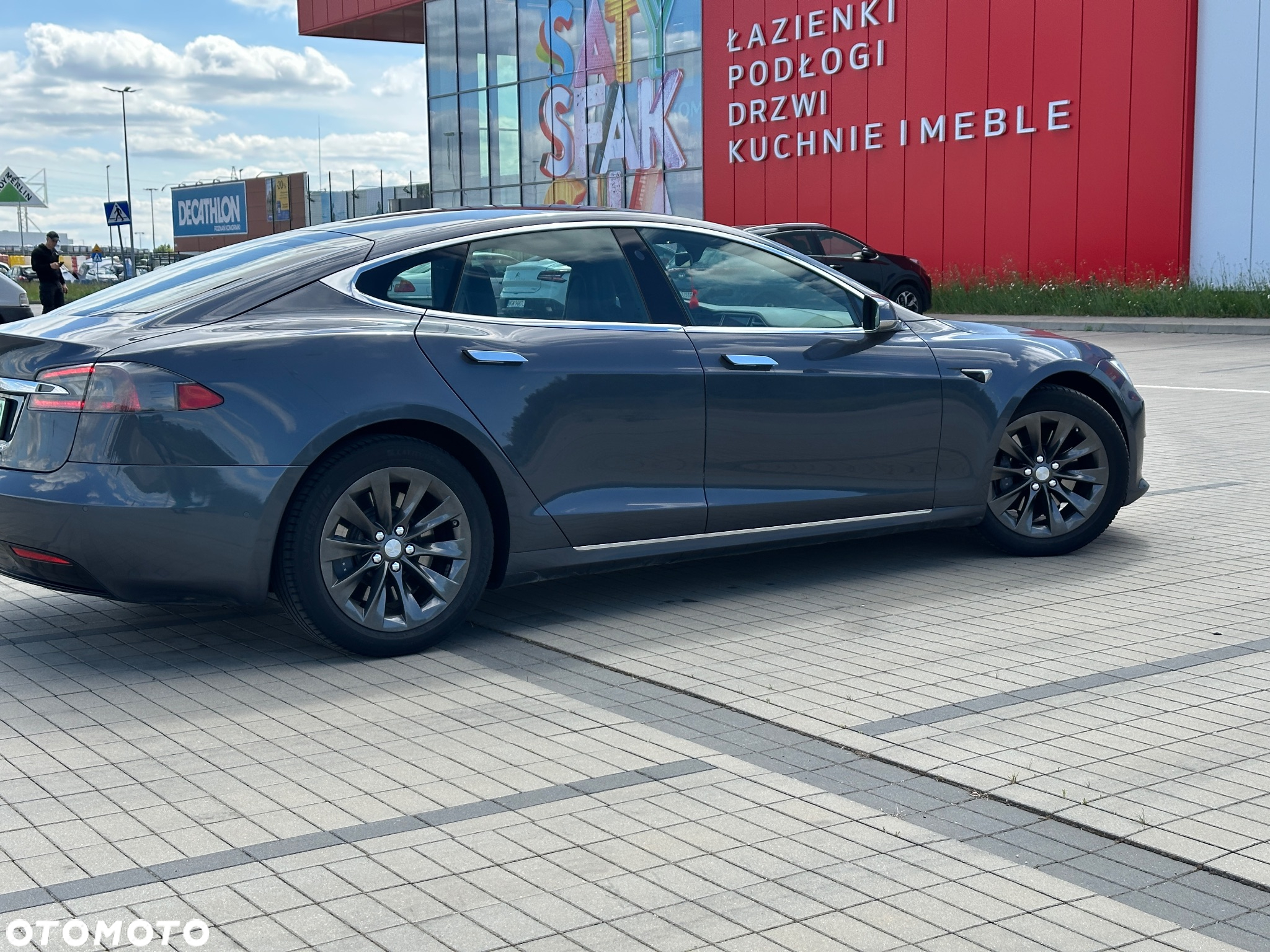 Tesla Model S 75 - 5