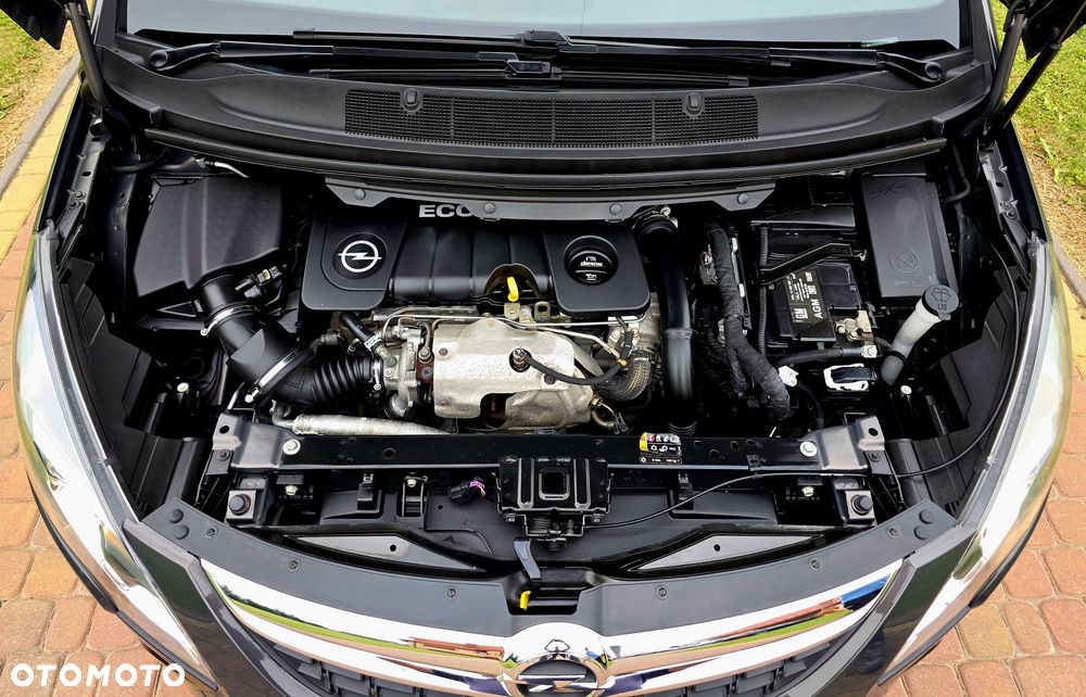 Opel Zafira - 39