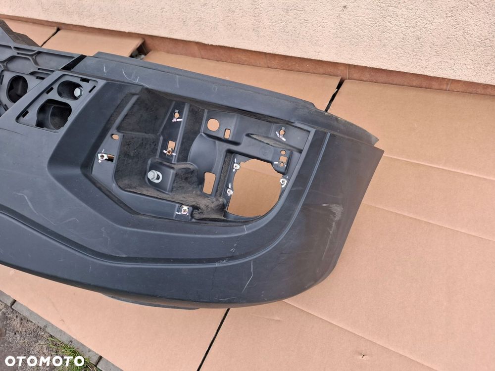 zderzak przód iveco daily iv oryginał nie klejony - 4