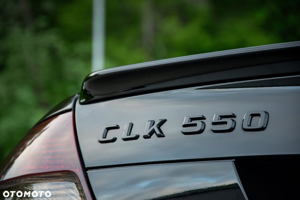 Mercedes-Benz CLK - 12