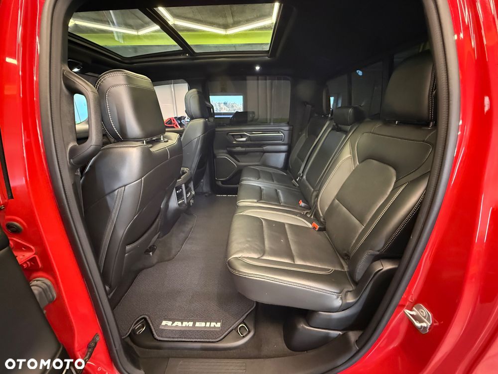 Dodge RAM 5.7 4x4 - 15