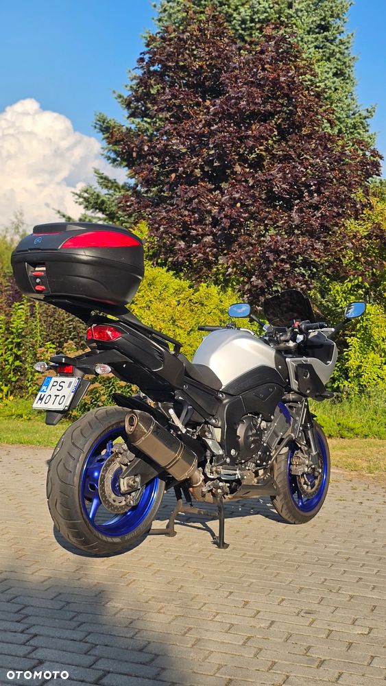 Yamaha FZ8 - 4